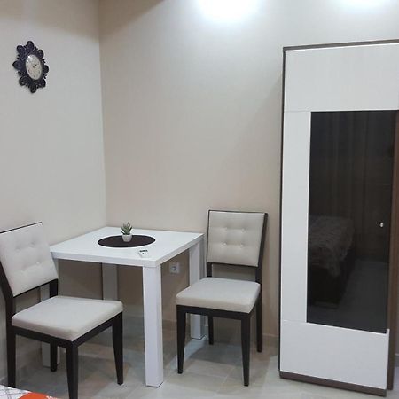 Studio Apartman - Centar Tivat Exterior photo